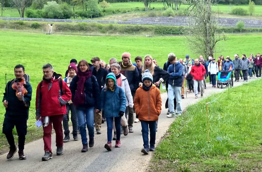 Dimanche 20 avril 2025 « De PÂQUES à l’AUBE » quelques images et vidéos de ce temps fort